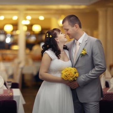 Does Comfort Inn & Suites Geneva offer wedding venues?